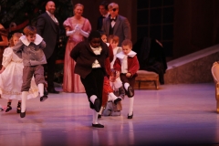 nutcracker_2018_kick